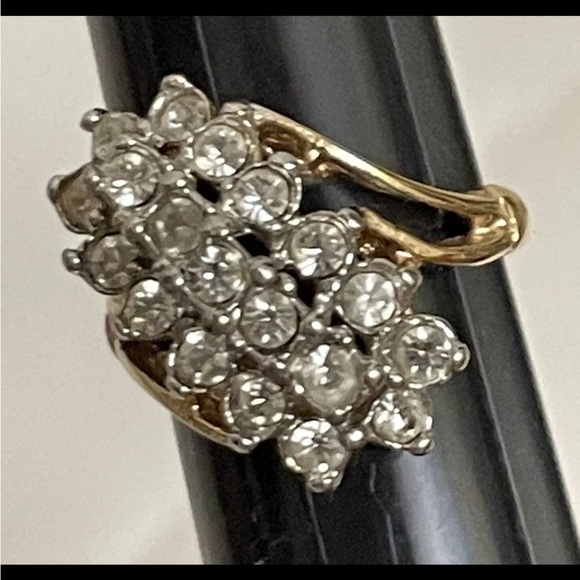 Vintage Waterfall Rhinestone Cluster Cocktail Ring 18K Gold Plate Size 61/4 - Picture 5 of 7
